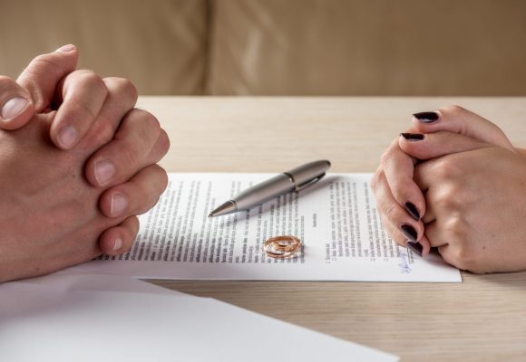 Maintenance Obligations in Chicago Divorce Cases: What You Need to Know